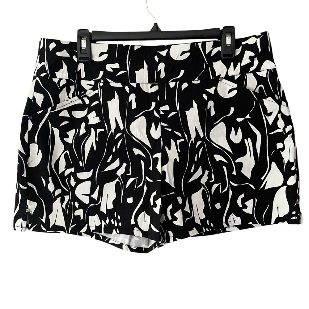 INC International Concepts Black And White Geo Print Shorts Size 12